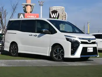 トヨタ ヴォクシー ZS 煌Ⅲ 10型純正ナビ TV BT 両側電動 後席モニター