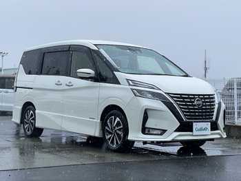 日産 セレナ ハイウェイスター メモリーナビ　地デジTV　プロパイロット