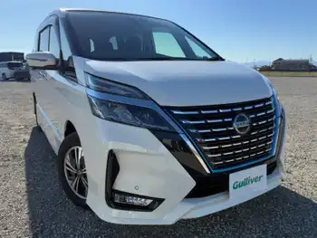 日産 セレナ e－パワー ハイウェイスター V