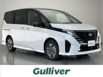 日産 セレナ e－パワー ハイウェイスター V 登録済未使用車 12型純正ナビ 360度カメラ