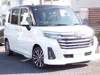 トヨタ ルーミー カスタムG－T 登録済未使用車 純9型ディスプレイ 地デジ