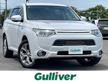 三菱 アウトランダー ＰＨＥＶ G プラグインハイブリッド 後席モニター