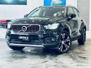 ボルボ ＸＣ４０ T4 AWD インスクリプション 純正ナビ TV 360° カメラ applecarplay