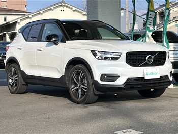 ボルボ ＸＣ４０ T4 AWD Rデザイン ワンオーナー/ナビ/全方位カメラ/クルコン