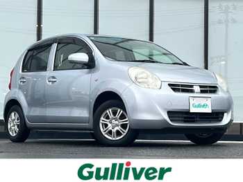 トヨタ パッソ X 禁煙車/横滑り防止装置/社外SDナビ/HID