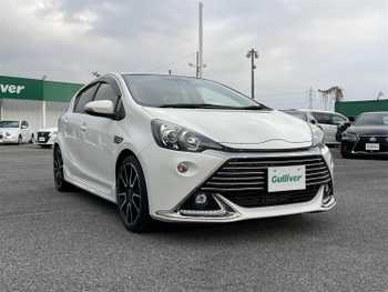 トヨタ アクア G G’s 衝突軽減 8インチナビ 専用シート クルコン