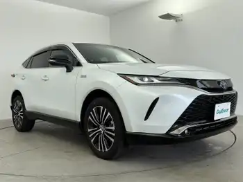 トヨタ ハリアー ＰＨＥＶ Z JBL 全方位 電子ミラー Qi充電 HUD　温冷席