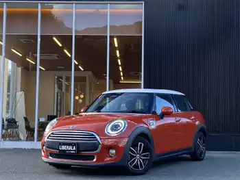 ＭＩＮＩ ミニ ワン 純正ナビ/Bluetooth/AMFM  バックカメラ