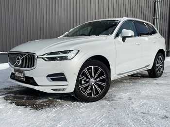 ボルボ ＸＣ６０ D4 AWD インスクリプション サンルーフ 白革エアシートヒーター ナビ