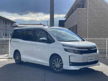 トヨタ ヴォクシー X