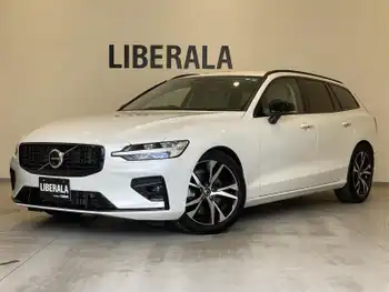 ボルボ ボルボ Ｖ６０ アルティメット B4 ダークED 特別仕様 純ナビ 360°カメラ シートH h/k