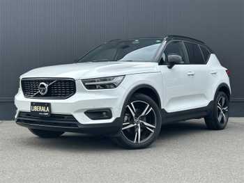 ボルボ ＸＣ４０ T4 AWD Rデザイン ACC LKA SR 純HDDナビ 半革/ヒーター電動席