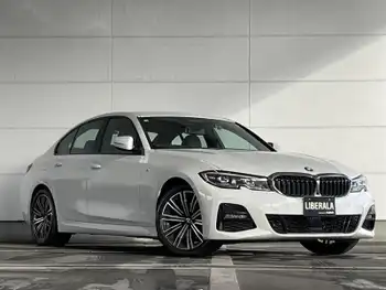 ＢＭＷ ３２０ｄ xDrive Mスポーツ