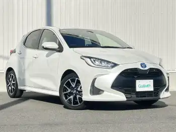 トヨタ ヤリス ハイブリッド Z 純正ディスプレイオーディオ　バックカメラ