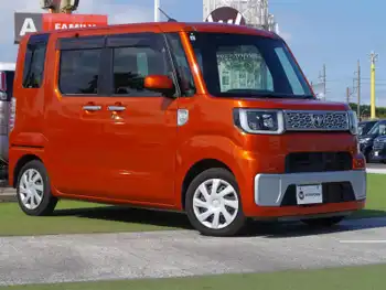トヨタ ピクシスメガ L SA