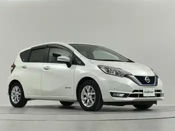 日産 ノート e－パワー メダリスト 純正ナビ アラウンドビュー 衝突軽減 ETC