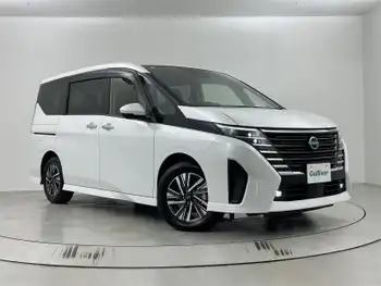 日産 セレナ e－パワー ハイウェイスター V ディスプレイオーディオ 全方位カメラ BSM