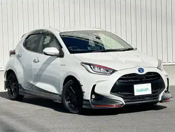 トヨタ ヤリス ハイブリッド Z 純正ディスプレイオーディオ/GRエアロ