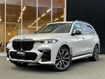 ＢＭＷ Ｘ７ xDrive40d Mスポーツ パノラマSR リアエンター ウェルネスPKG