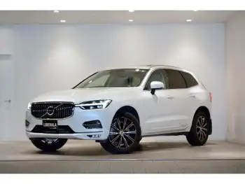 ボルボ ＸＣ６０ D4 AWD インスクリプション