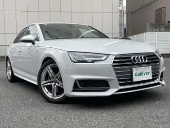 アウディ Ａ４ 2.0TFSIスポーツ S ライン PKG