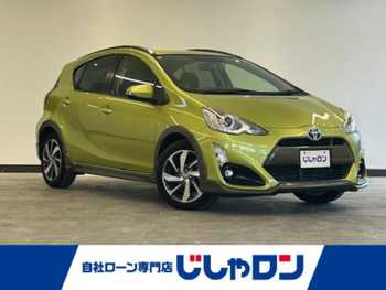 トヨタ アクア X－URBAN 純正オーディオ　社外ポータブルナビ　ETC