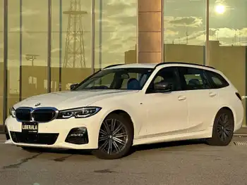 ＢＭＷ ３２０ｄ xDrive ツーリング Mスポーツ