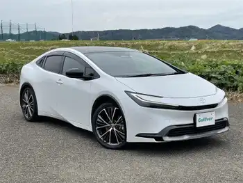 トヨタ プリウス Z 衝突軽減 DTV BT 革シート SR ETC2.0