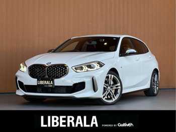 ＢＭＷ Ｍ１３５ｉ xDrive 純正ナビ／Bカメラ／アップルカープレイ