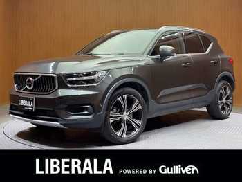 ボルボ ＸＣ４０ T4 AWD インスクリプション 赤革シート　harmankardonサウンド　ACC　