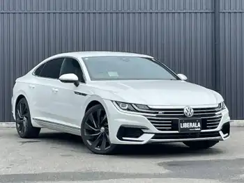 フォルクスワーゲン アルテオン TSI 4モーション Rラインアドバンス