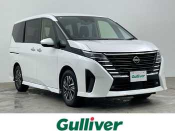 日産 セレナ  e-POWERハイウェイスターV