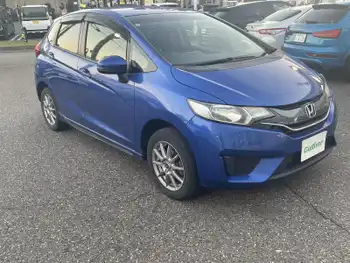 ホンダ フィット 13G Fパッケージ 4WD メモリナビ ワンセグテレビ バックカメ