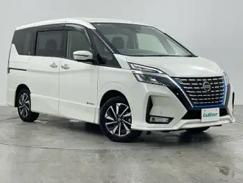 日産 セレナ e－パワー ハイウェイスター V 純正10型ナビ 純正11型後席モニター 禁煙車