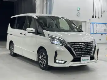 日産 セレナ ハイウェイスター V