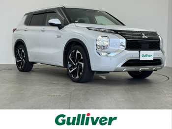 三菱 アウトランダー ＰＨＥＶ P BOSEスピーカー　純正ナビ　全方位カメラ
