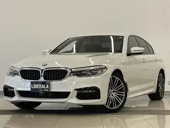 ＢＭＷ ５２３ｄ Mスポーツ 純正HDDナビ　360°カメラ フルセグ