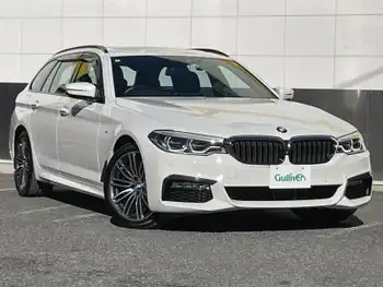 ＢＭＷ ５４０ｉ xDrive ツーリング Mスポーツ サンルーフ 360°カメラ ハーマンカードン