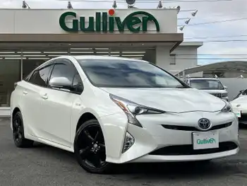 トヨタ プリウス A プレミアム　ツーリングセレ 4WD 走行31173km 車検9年6月 PCS 革シート