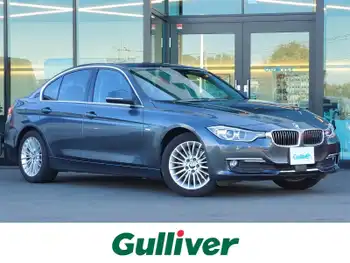 ＢＭＷ ３２０ｄ ラグジュアリー 衝突軽減 クルコン 純正ナビ シートヒータ-