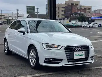 アウディ Ａ３ スポーツバック 1．4 TFSI 1オーナー MMIナビ Bカメラ スマートキー