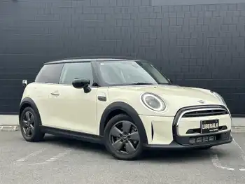 ＭＩＮＩ ＢＭＷ ミニ クーパー エッセンシャルトリム 半革シート 純ナビ ETC クルコン ドラレコ