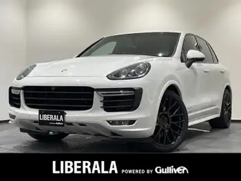 ポルシェ カイエン GTS スポーツクロノPKG スポーツエキゾースト