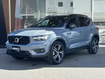 ボルボ ＸＣ４０ B4 AWD インスクリプション 純正ナビ フルセグTV 全方位 BTETC Pゲート
