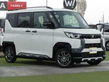 三菱 デリカミニ T プレミアム 届出済未使用車 全方位 両側電動 BT ACC