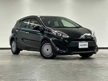 トヨタ アクア S スタイルブラック 純正ナビ SDL 衝突被害軽減システム