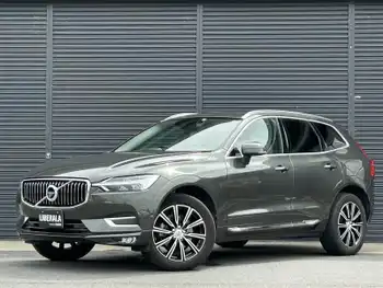 ボルボ ＸＣ６０ D4 AWD インスクリプション インテリセ-フ ACC 360°C HUD 白革 ナビTV