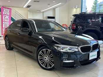 ＢＭＷ ５３０ｅ Mスポーツアイパフォーマンス 禁煙 ナビ 全方位 黒革 自動追従 ドラレコ
