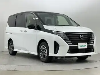 日産 セレナ e－パワー ハイウェイスター V 純正ナビ 登録済未使車 両側パワースライド