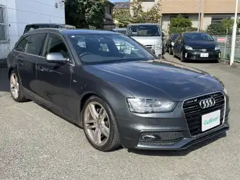 アウディ Ａ４ アバント 2．0 TFSI